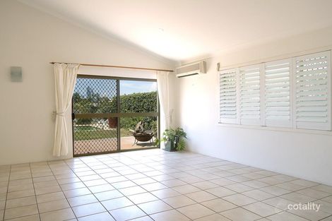 13 Brighton Pde, Southport, QLD 4215