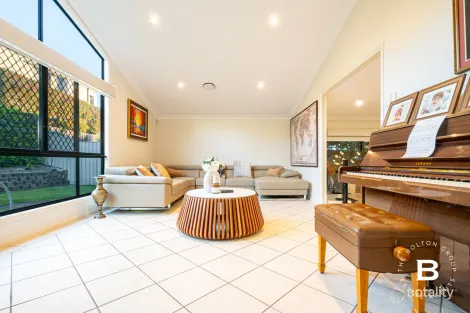 Property photo of 11 Silky Oak Drive Brookwater QLD 4300