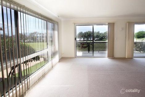 Property photo of 1/104 Sandys Beach Drive Sandy Beach NSW 2456