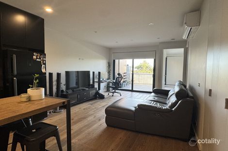 Property photo of 210/22 Bent Street Bentleigh VIC 3204