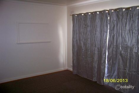 Property photo of 50 Strathallan Road Macleod VIC 3085
