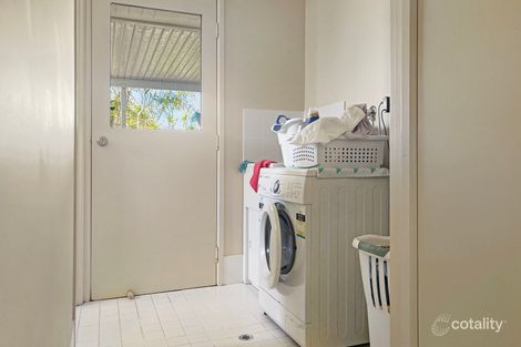 Property photo of 2 San Marco Court Urangan QLD 4655