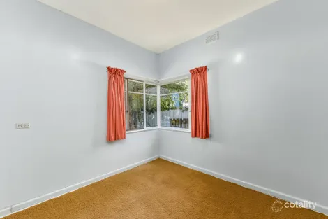 Property photo of 92 Lake Terrace East Mount Gambier SA 5290