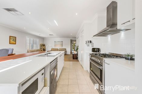 Property photo of 52 Attunga Grove Werribee VIC 3030