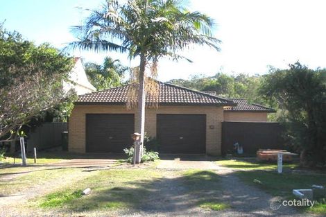 52 Sabrina Ave, Bateau Bay, NSW 2261