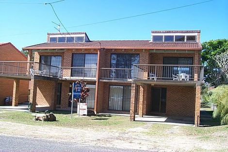 Property photo of 3 Charles Street Iluka NSW 2466