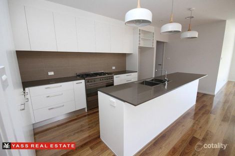 Property photo of 20 Colls Close Yass NSW 2582