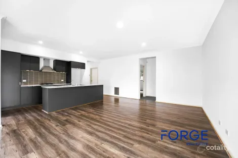 Property photo of 7 Mulloway Drive Point Cook VIC 3030