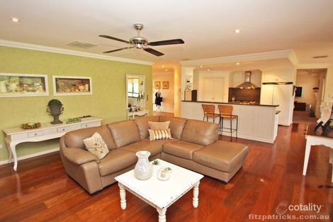 Property photo of 4 Viola Place Springvale NSW 2650