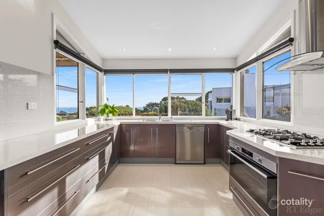 Property photo of 7 Otaria Street Mount Eliza VIC 3930