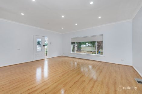 Property photo of 1 Box Hill Crescent Mont Albert North VIC 3129