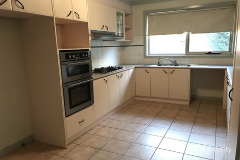 Property photo of 72 Applewood Drive Knoxfield VIC 3180