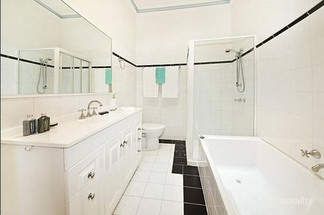 Property photo of 242A Grange Road Carnegie VIC 3163