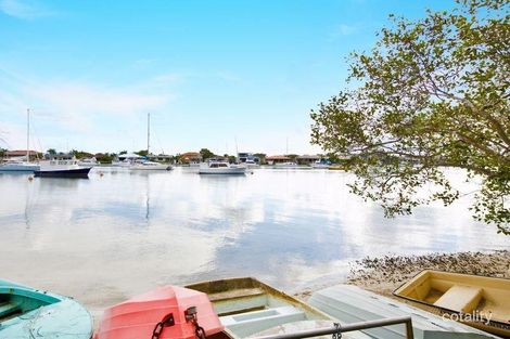 Property photo of 2/45 Paradise Parade Paradise Point QLD 4216