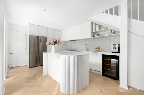 Property photo of 137 Ebley Street Bondi Junction NSW 2022