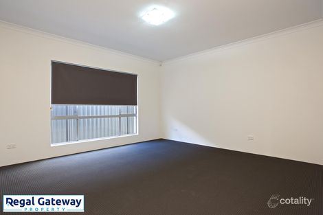 Property photo of 17 Yarrow Street Treeby WA 6164