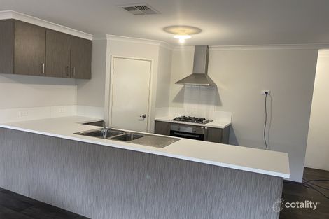 Property photo of 4 Moodah Way Ellenbrook WA 6069