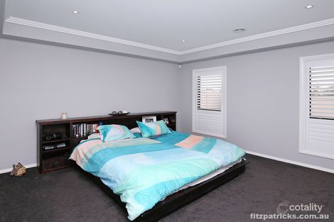 Property photo of 38 Barton Avenue Lloyd NSW 2650