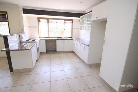 Property photo of 8 Dearne Place Carrara QLD 4211