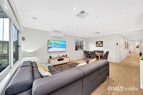 Property photo of 6 Cavendish Avenue Clyde VIC 3978