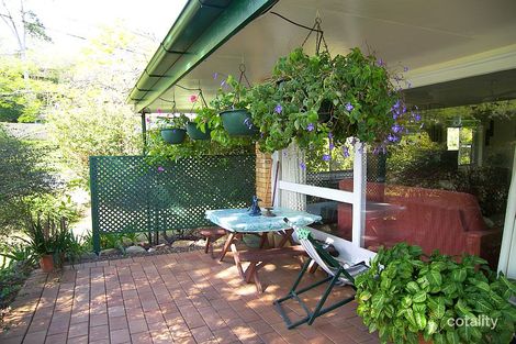 Property photo of 10 Lanark Street Kenmore QLD 4069