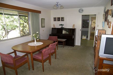 Property photo of 10 Lanark Street Kenmore QLD 4069