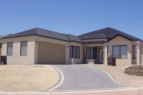 7 Chartwell Bend, Hocking, WA 6065