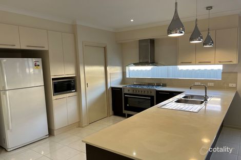 Property photo of 109 Scotsdale Drive Cranbourne East VIC 3977