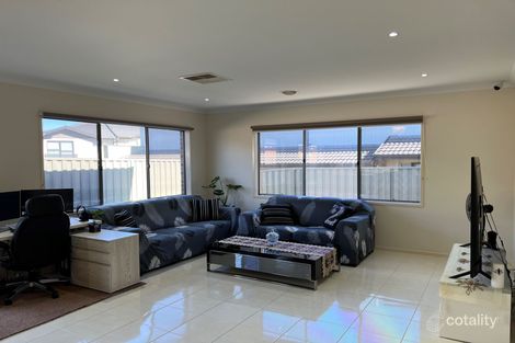 Property photo of 109 Scotsdale Drive Cranbourne East VIC 3977