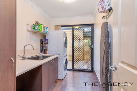 Property photo of 18 Finsbury Drive Thornlie WA 6108