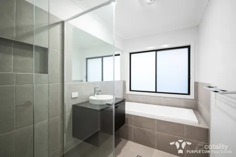 Property photo of 65 Jackson Chase Logan Reserve QLD 4133