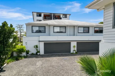 3/111 Pohlman St, Southport, QLD 4215