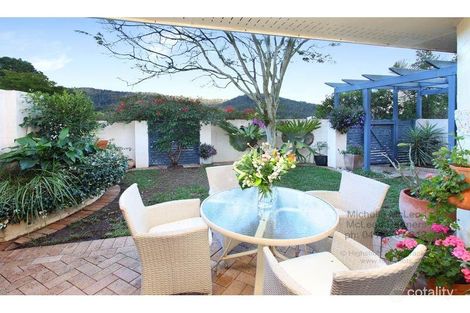 Property photo of 52 Mukurta Street Chapel Hill QLD 4069