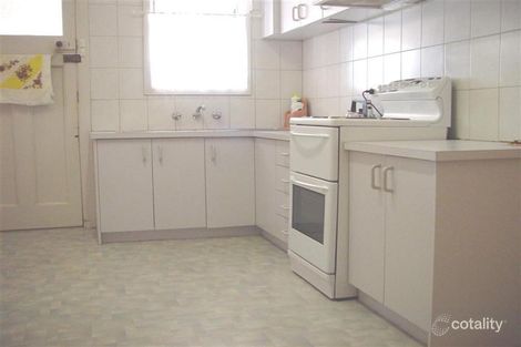 Property photo of 18 Lyons Street Maidstone VIC 3012