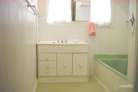 Property photo of 18 Lyons Street Maidstone VIC 3012