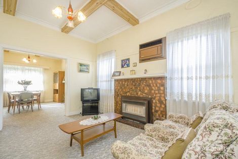 Property photo of 1 Tait Street Newport VIC 3015