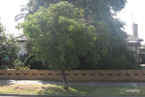 14 Ivanhoe Ave, St Albans, VIC 3021