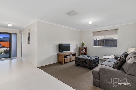 Property photo of 5 Ferdinand Place Harkness VIC 3337