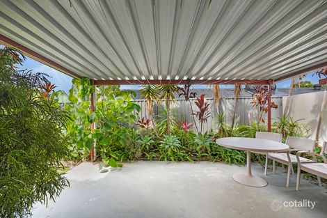 2/34 Callistemon Ct, Arundel, QLD 4214