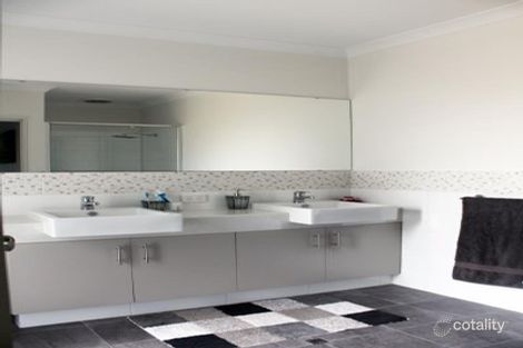 Property photo of 18B Woodchester Place Nollamara WA 6061