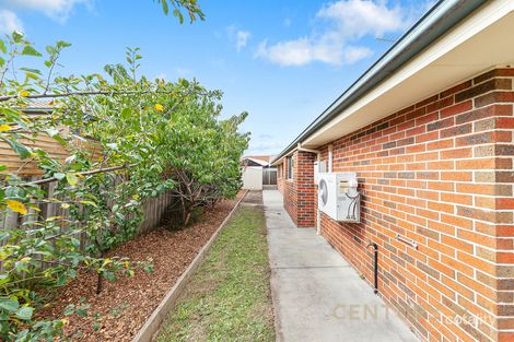 Property photo of 17 Amberley Drive Pakenham VIC 3810