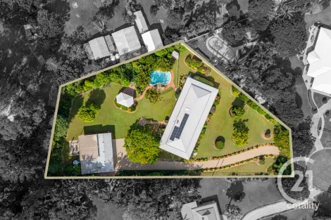 10 LUSKIN PL, BURPENGARY, QLD 4505