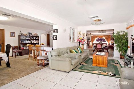 Property photo of 42 Timesweep Drive St Clair NSW 2759