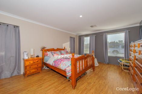 Property photo of 14 Cape Range Crescent Aubin Grove WA 6164
