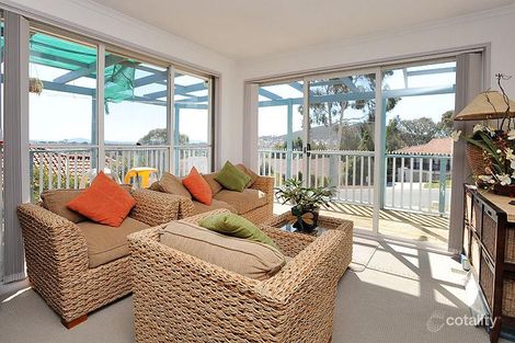 Property photo of 17 Jacaranda Drive Jerrabomberra NSW 2619