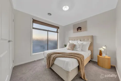 Property photo of 15 Sunnyvale Rise Truganina VIC 3029