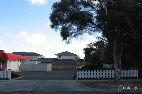 141-145 Watsons Rd, Glen Waverley, VIC 3150