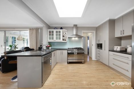 Property photo of 1 Delos Street Oakleigh South VIC 3167