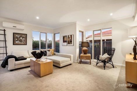 Property photo of 2/10 Cuthbert Street Bulleen VIC 3105