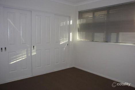 Property photo of 2/10 Chandon Court Emerald QLD 4720